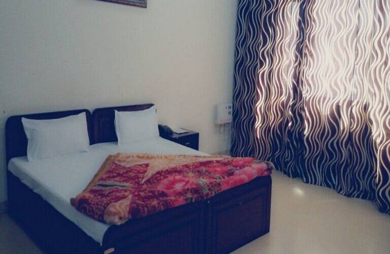 Hotel Shivalik, Zirakpur 4